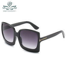 Load image into Gallery viewer, Oversized Square Sunglasses