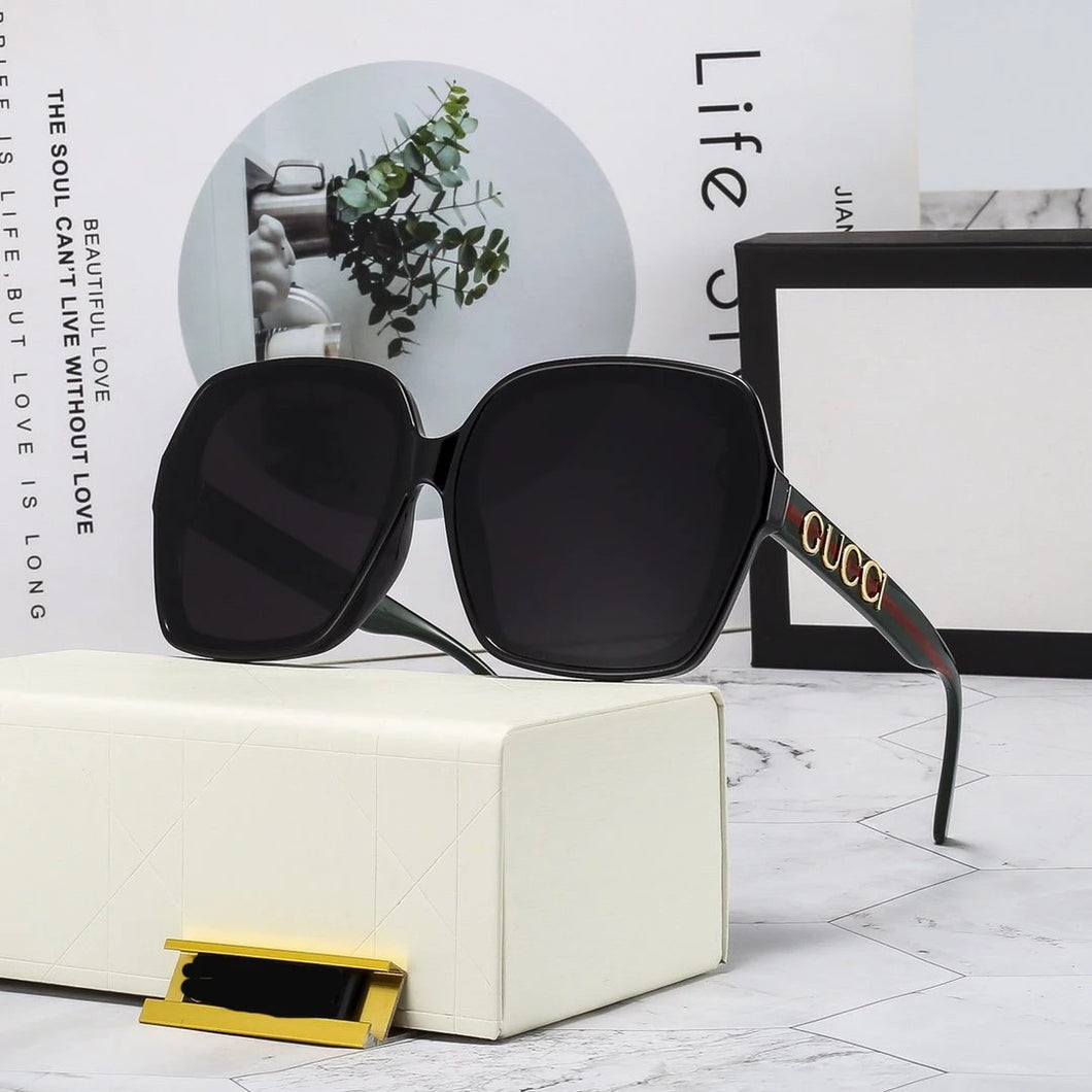 “We Gucci” Inspired Sunglasses 🕶 / Black